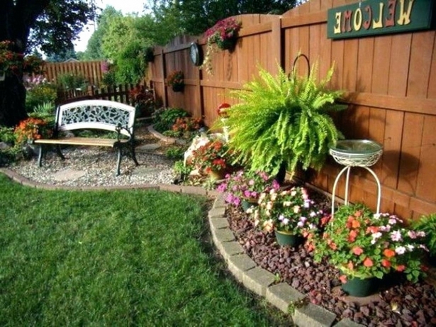 simple-landscaping-ideas-for-a-small-backyard-89_16 Прости идеи за озеленяване за малък заден двор
