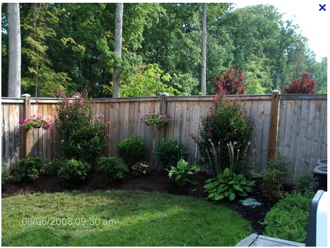small-fenced-in-backyard-ideas-16_15 Малки оградени в задния двор идеи