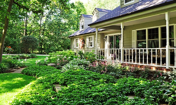 design-of-landscaping-in-the-front-yard-12_8 Проектиране на озеленяване в предния двор