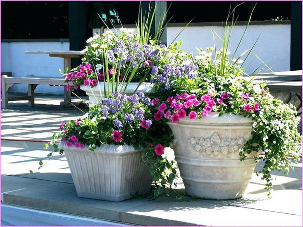 large-outdoor-flower-pot-arrangements-89_17 Големи външни саксии за цветя