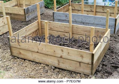 raised-garden-bed-construction-87_8 Повдигнат градинско легло строителство