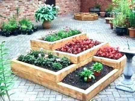 raised-garden-box-designs-73_8 Повдигнати градински дизайн кутия