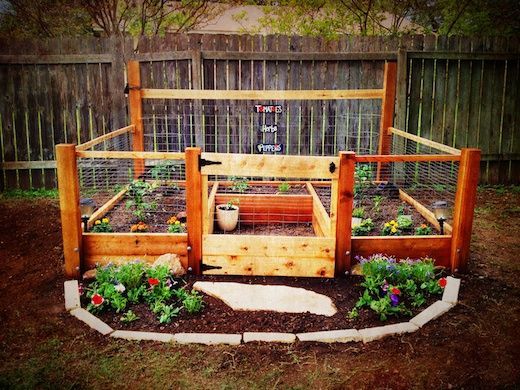 small-raised-bed-vegetable-garden-ideas-86_17 Малки повдигнати легло зеленчукова градина идеи