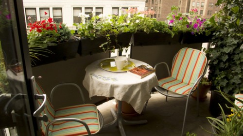 apartment-patio-garden-ideas-12_18 Апартамент вътрешен двор градински идеи