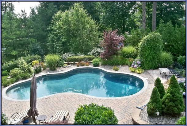 backyard-landscaping-ideas-with-inground-pool-17_11 Идеи за озеленяване на задния двор с вземен басейн
