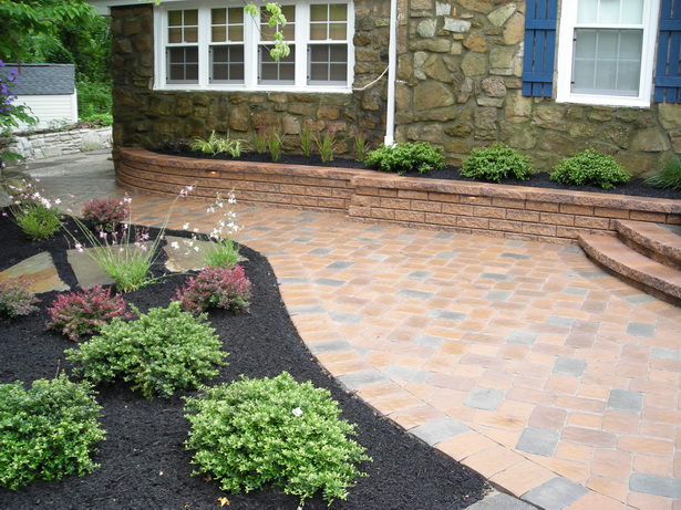 backyard-landscaping-ideas-with-pavers-42_5 Идеи за озеленяване на задния двор с павета