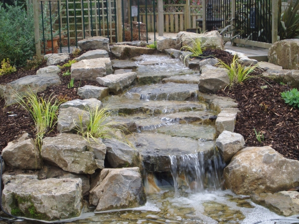backyard-water-features-75_10 Характеристики на водата в задния двор