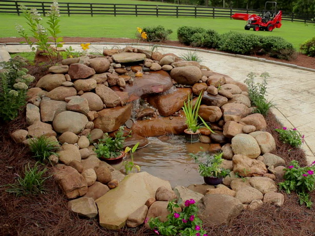 Изграждане на градинско езерце с водопад