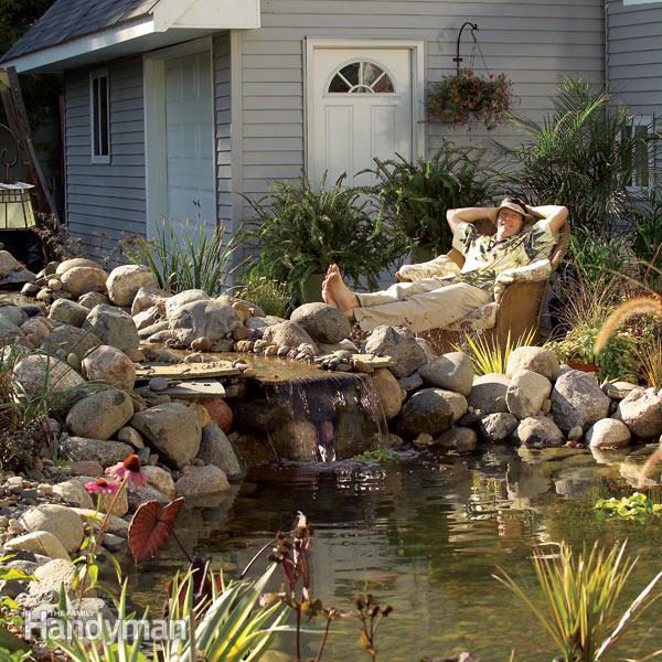 building-a-garden-pond-with-waterfall-84_2 Изграждане на градинско езерце с водопад