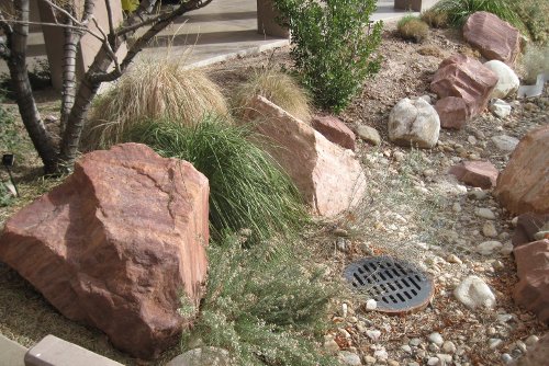 landscaping-ideas-boulders-73_6 Озеленяване идеи камъни
