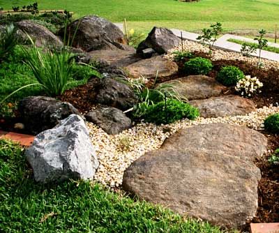 landscaping-with-boulders-ideas-13 Озеленяване с идеи за камъни