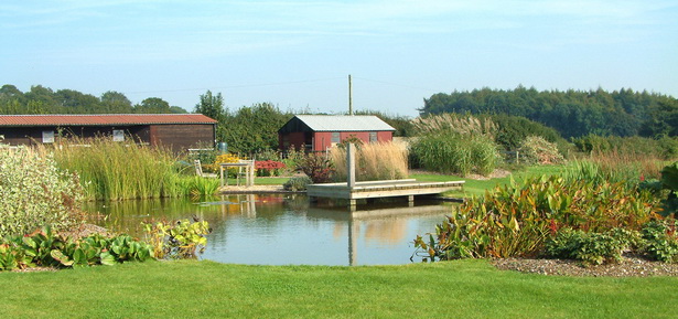 large-pond-landscaping-ideas-53_8 Големи идеи за озеленяване на езерце