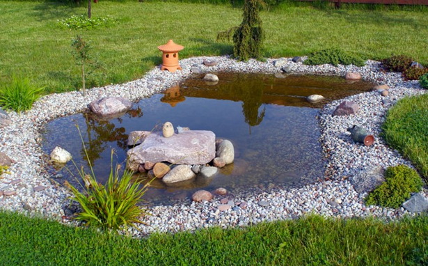 pond-in-a-garden-85_6 Езерце в градина