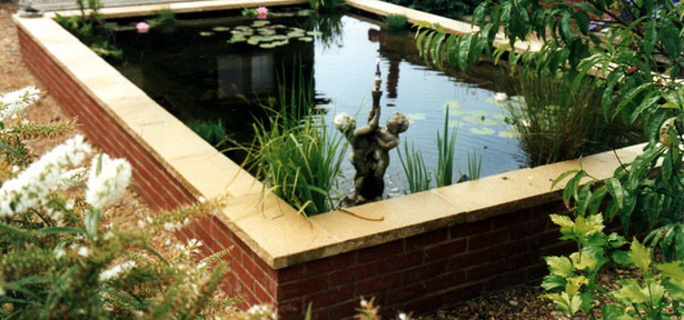 raised-garden-pond-design-ideas-99_10 Повдигнати идеи за дизайн на градинско езерце