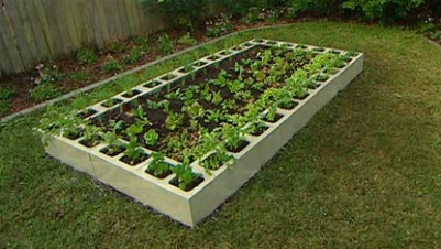 raised-vegetable-garden-design-ideas-26_11 Повдигнати зеленчукова градина дизайн идеи