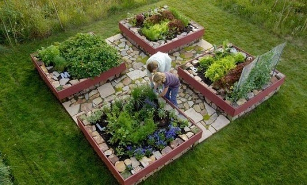raised-vegetable-garden-design-ideas-26_3 Повдигнати зеленчукова градина дизайн идеи