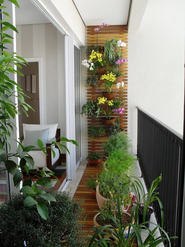 small-apartment-balcony-garden-ideas-84_11 Малък апартамент балкон градински идеи