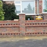 small-brick-wall-designs-front-garden-53_18 Малка тухлена стена дизайн предната градина