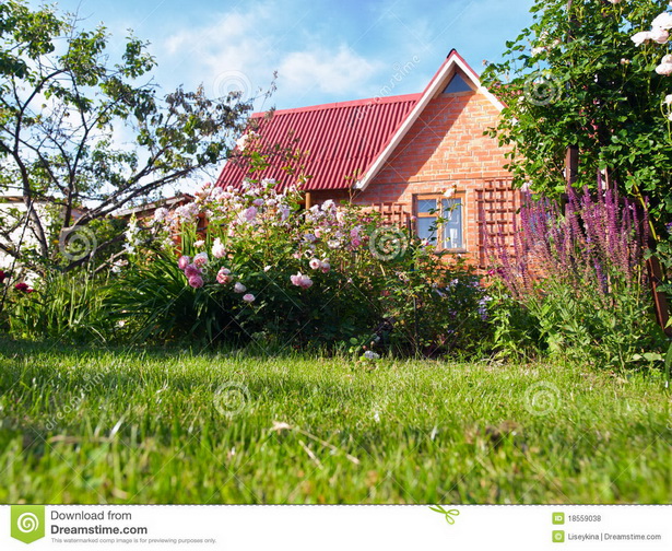 small-house-in-garden-10_19 Малка къща в градината