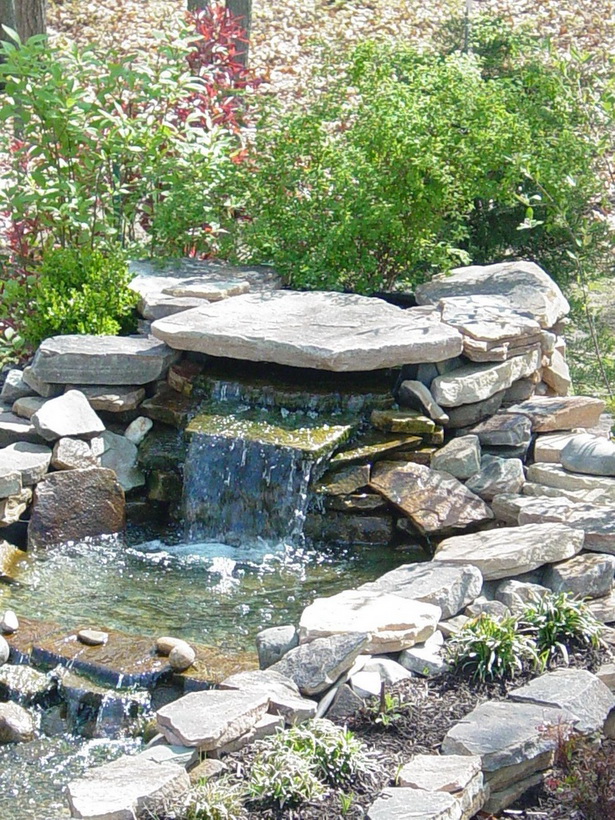 small-pond-with-waterfall-35 Малко езерце с водопад