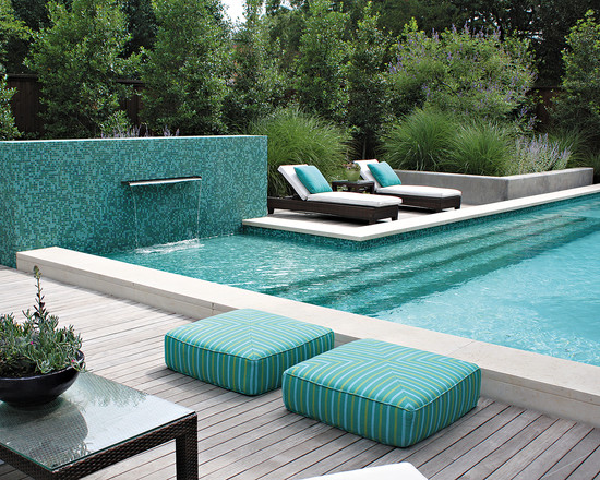 Дизайн на басейн и градина