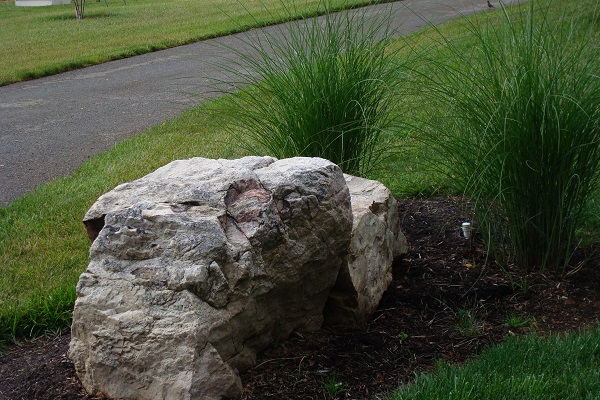 using-boulders-in-landscape-design-05_11 Използване на камъни в ландшафтния дизайн