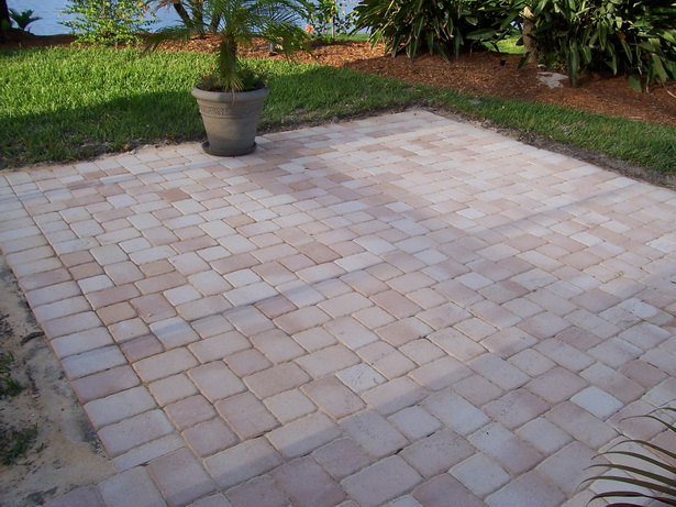 using-pavers-for-a-patio-47 Използване на павета за вътрешен двор