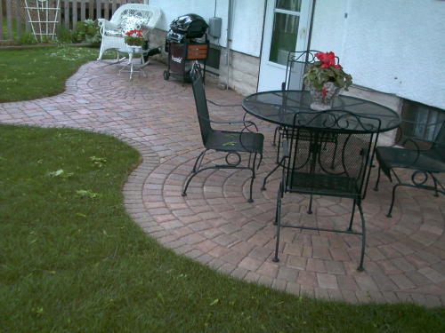 using-pavers-for-a-patio-47_17 Използване на павета за вътрешен двор