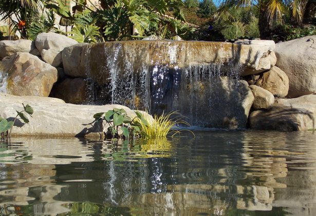 Водопад езерце
