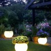 Евтини идеи за осветление на задния двор