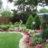 Идеи за цветни лехи за задния двор